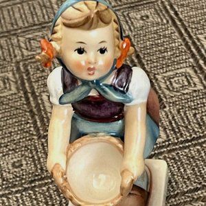 Vintage Hummel/Goebel # 73 "Little Helper"- Girl with basket-1970"s